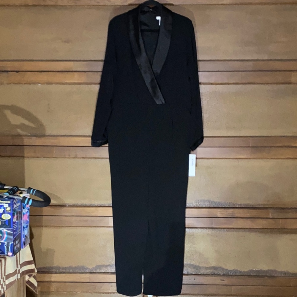 London Fog Black Long-Sleeve Satin-Trim V-Neck Jumpsuit Sz 16